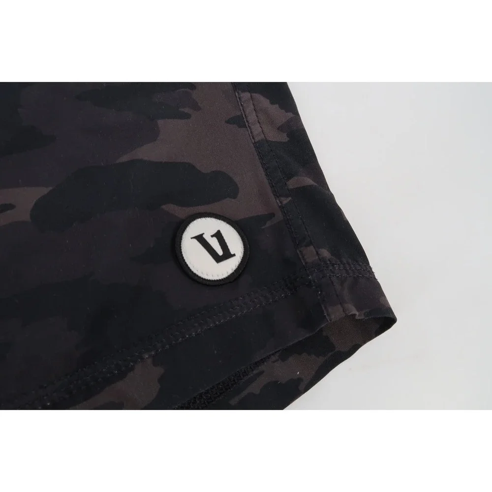 Vuori Kore Shorts Men's Small Camo 7.5